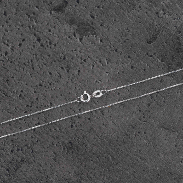 Strieborná retiazka, jemný dizajn