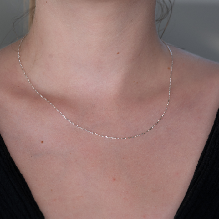 Srebrni lančić, nježan dizajn