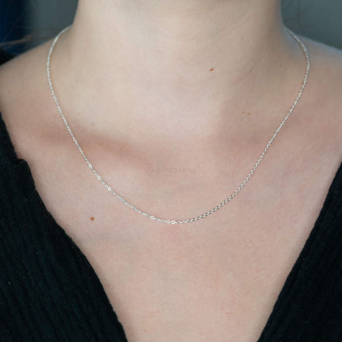 Srebrna verižica, nežen dizajn