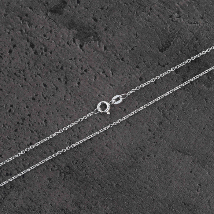 Srebrni lančić, nježan dizajn