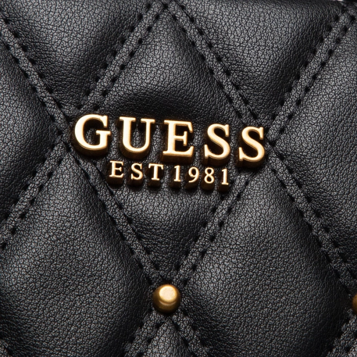 Guess Triana