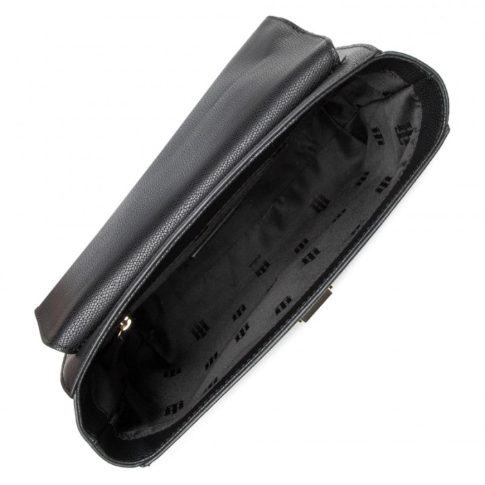 Tommy Hilfiger Outline