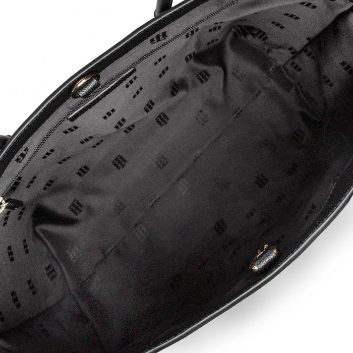 Tommy Hilfiger New Casual