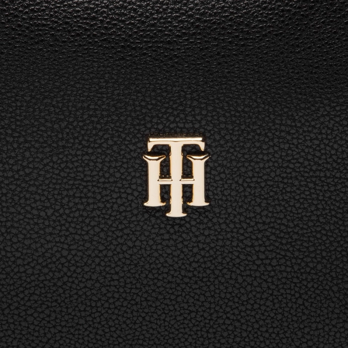 Tommy Hilfiger New Casual