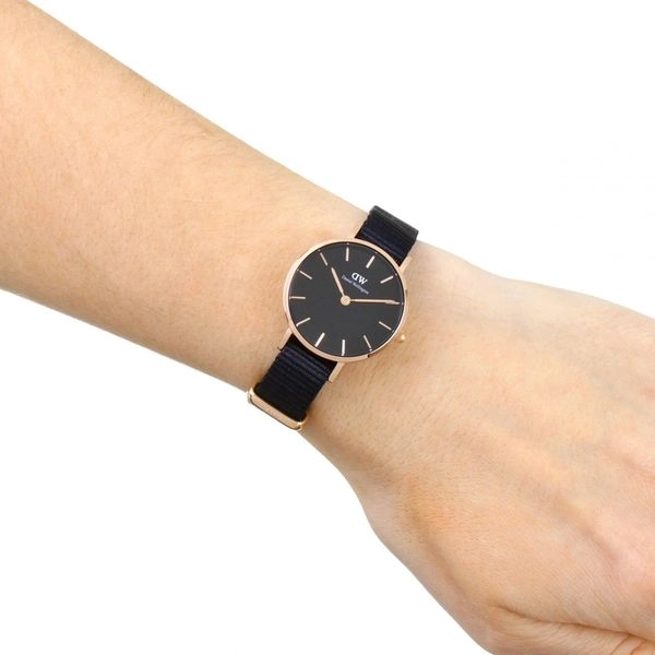 Daniel Wellington Petite Cornwall 