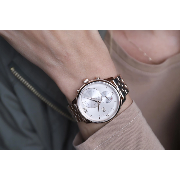 Tommy Hilfiger  Meg