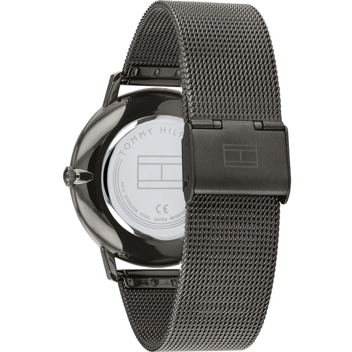 Tommy Hilfiger James