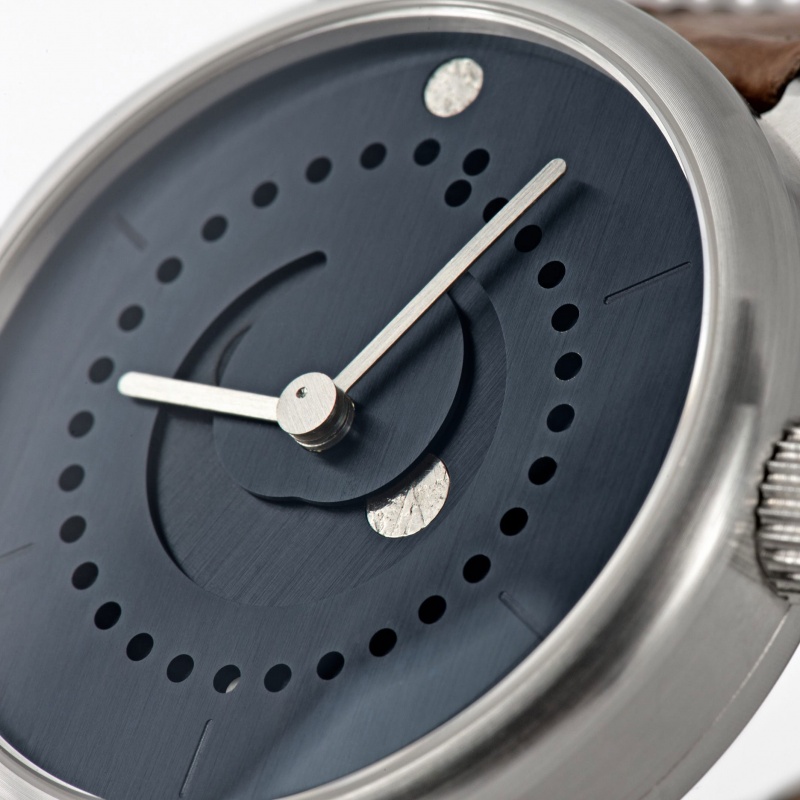 Recenze hodinek Ochs und Junior Moon Phase Blue Patina